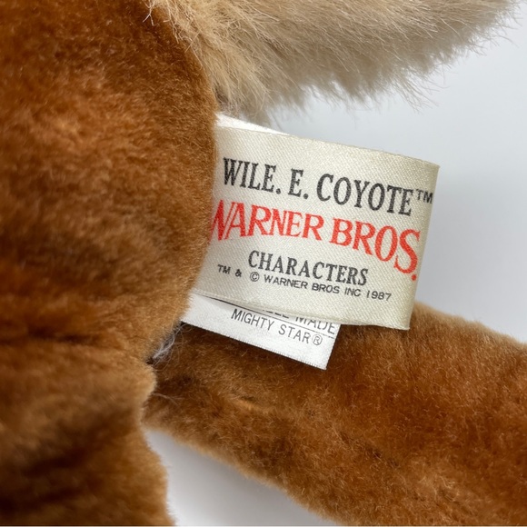 Vintage Warner Bros Will E Coyote Plush Stuffed Animal - Picture 10 of 12